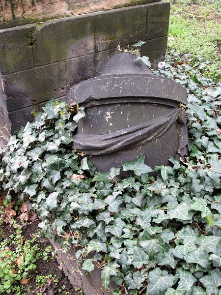 2011-04-16, Eliasfriedhof (79).JPG